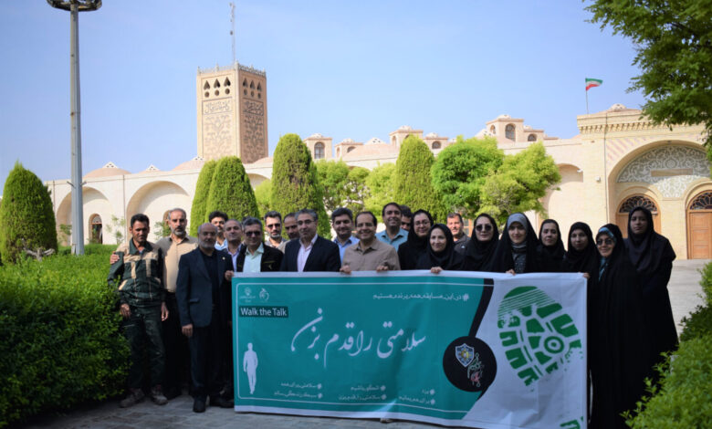 پیاده روی همکاران پارک علم و فناوری یزد به مناسبت هفته سلامت