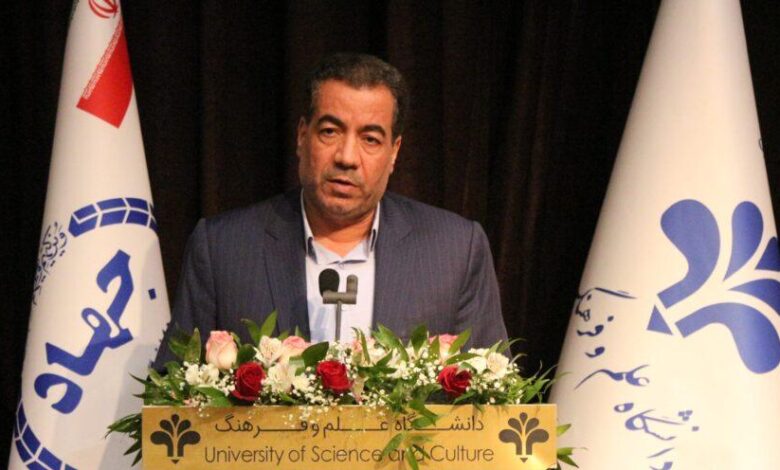 دکتر منوچهر جهانیان معاون فرهنگی، اجتماعی و دانشجویی دانشگاه علم و فرهنگ جهاددانشگاهی