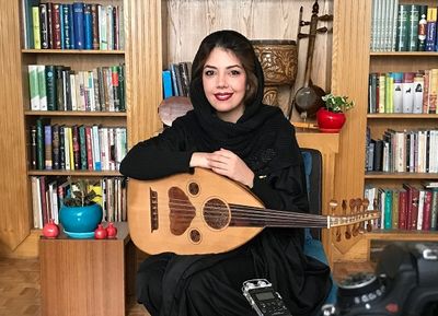 مریم خدابخش، نوازنده عود