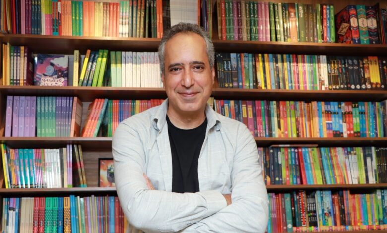 محمد حسینی، نویسنده،