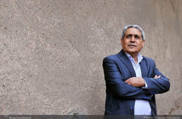 محمد عزیزی، مدیر نشر روزگار
