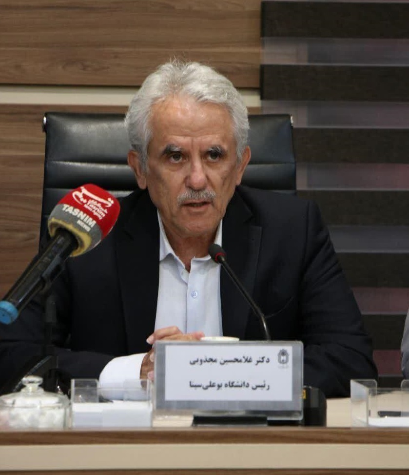 دکتر غلامحسین مجذوبی، رئیس دانشگاه بوعلیسین