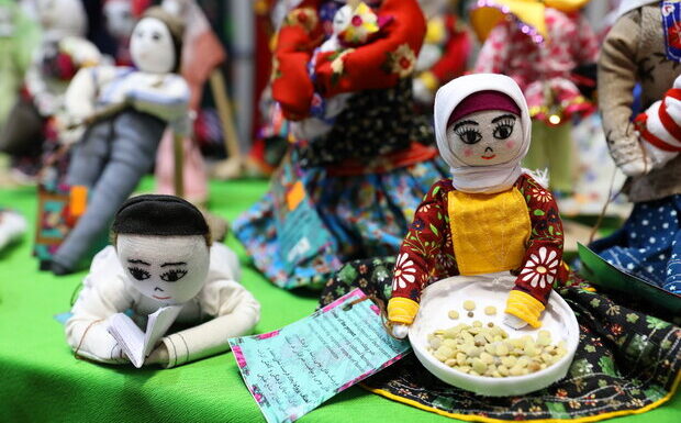 عروسک بومی