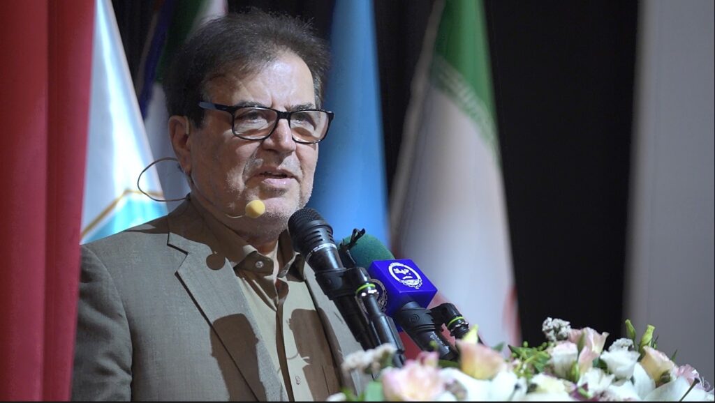 محمدایمانی خوشخو، رئیس دانشگاه علم و فرهنگ و رئیس پارک ملی علوم و فناوریهای نرم و صنایع فرهنگی