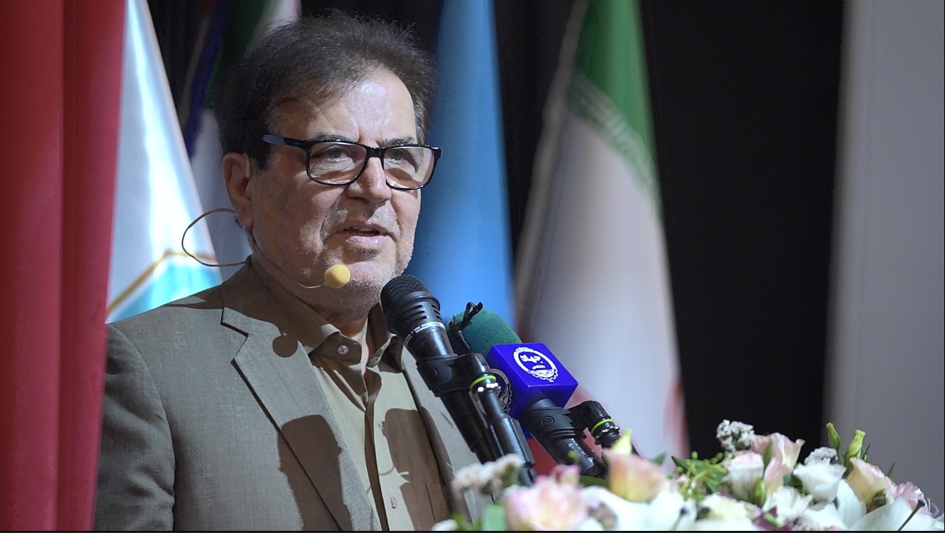 رئیس دانشگاه علم و فرهنگ: گردشگری محل عبور و رسیدن به تمدن است