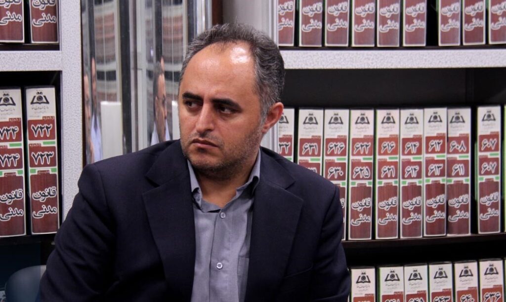 دکتر صمد نژادابراهیمی، مدیرکل دفتر سیاست‌گذاری و برنامه‌ریزی امور پژوهشی
