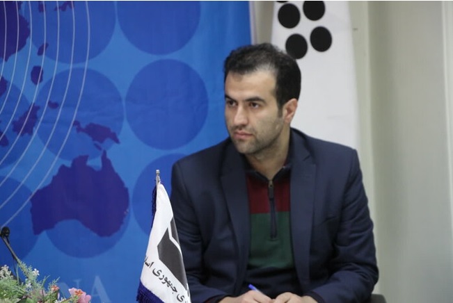 دکتر احسان خواصی، رئیس کنونی پارک علم و فناوری زنجان