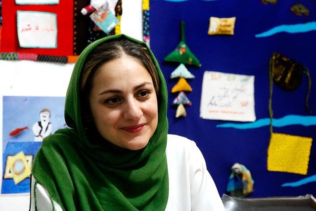 افسانه احسانی، پژوهشگر و فعال فرهنگی