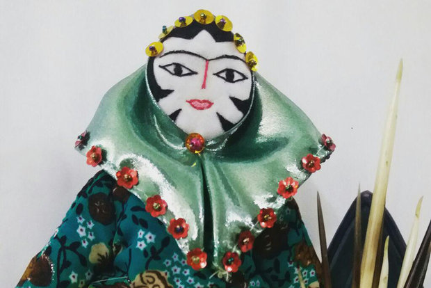 عروسک «بِی»