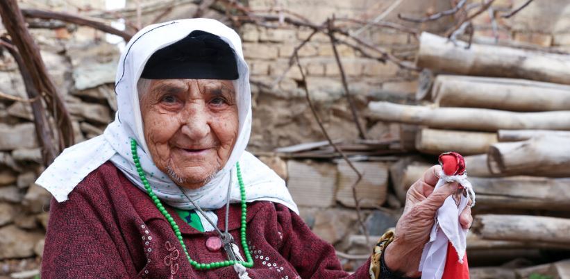 عروسک قولچاق